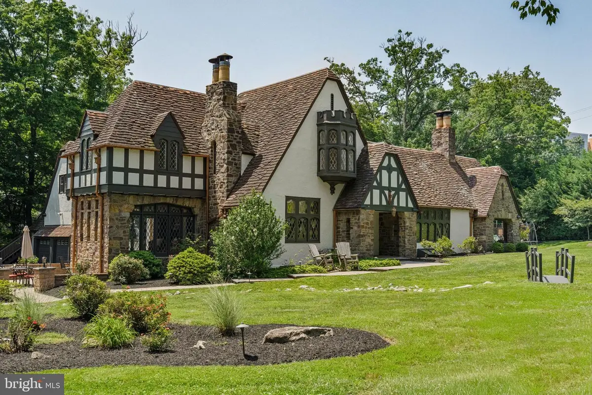1952 Canterbury Rd, Abington, PA 19001 - #1