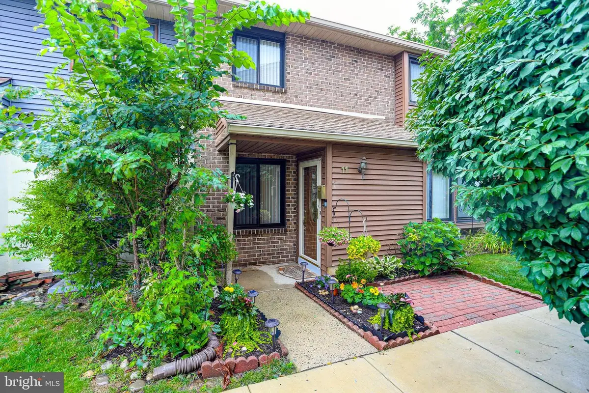 22 Fitzwatertown Rd #unit E-11, Willow Grove, PA 19090 - #1