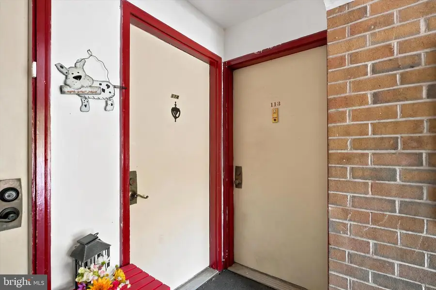 114 Meadowview Ln #114, Monterey Clare, PA 19453 - #2