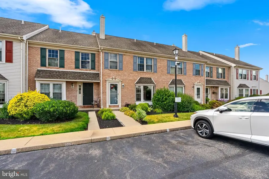 104 Hollytree Ct, Pottstown, PA 19464 - #2