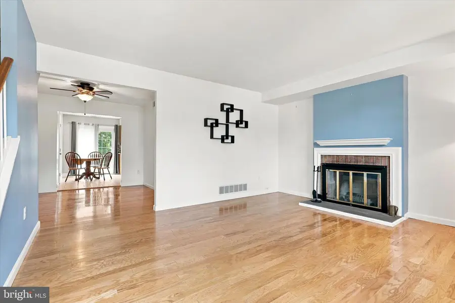 402 Centennial Ct, Lansdale, PA 19446 - #3