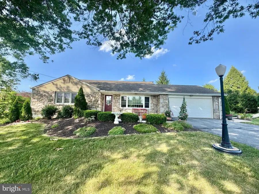 68 Bards Way, Pottstown, PA 19464 - #3