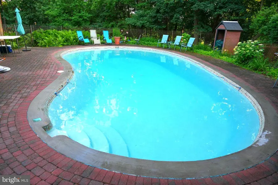 424 W Waverly Rd, Glenside, PA 19038 - #2
