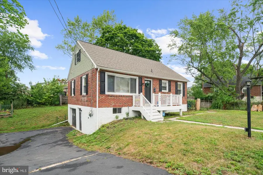 769 Spruce St, Pottstown, PA 19464 - #2