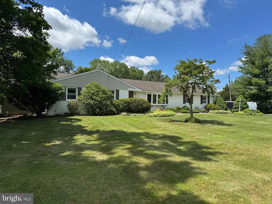 664 Park Rd, Lansdale, PA 19446 - #2