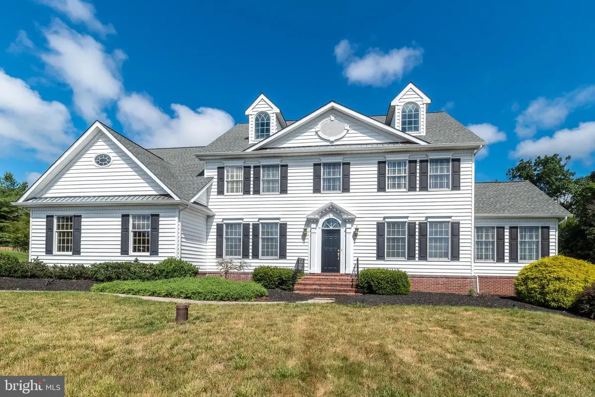 2560 Country View Ln, Harleysville, PA 19438 - #1