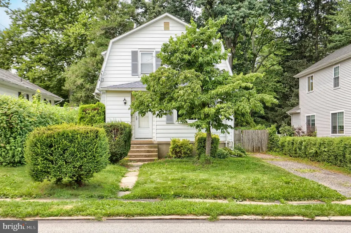 2036 Old Welsh Rd, Abington, PA 19001 - #1