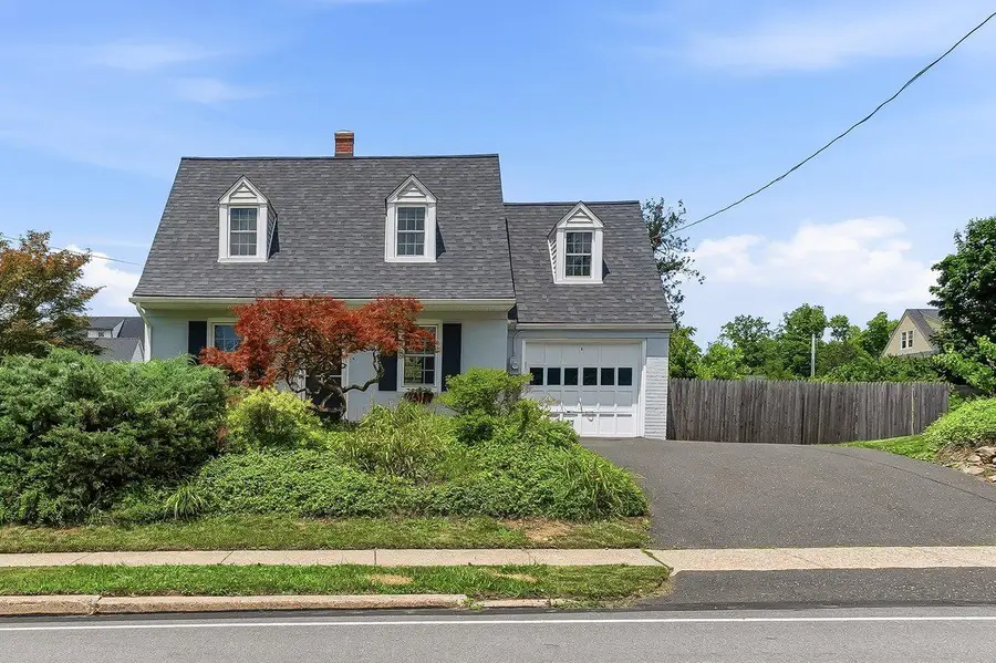 208 Fort Washington Ave, Fort Washington, PA 19034 - #2