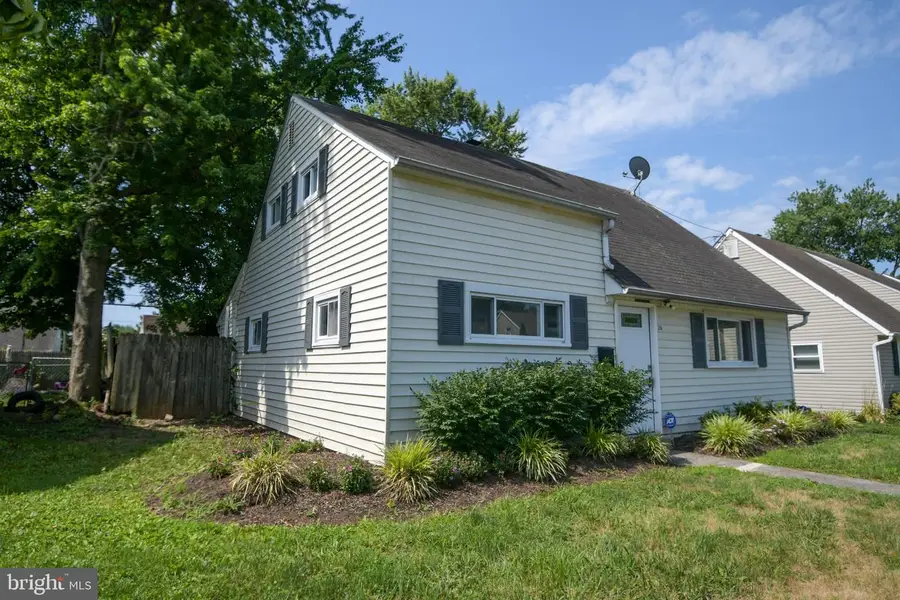 356 W Beech St, Pottstown, PA 19464 - #3