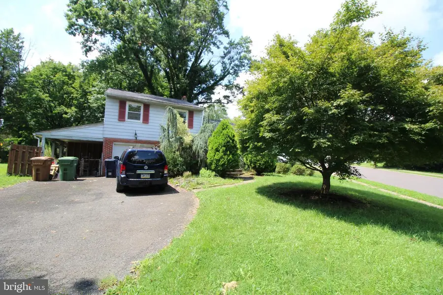 1750 N North Hills Ave, Willow Grove, PA 19090 - #2