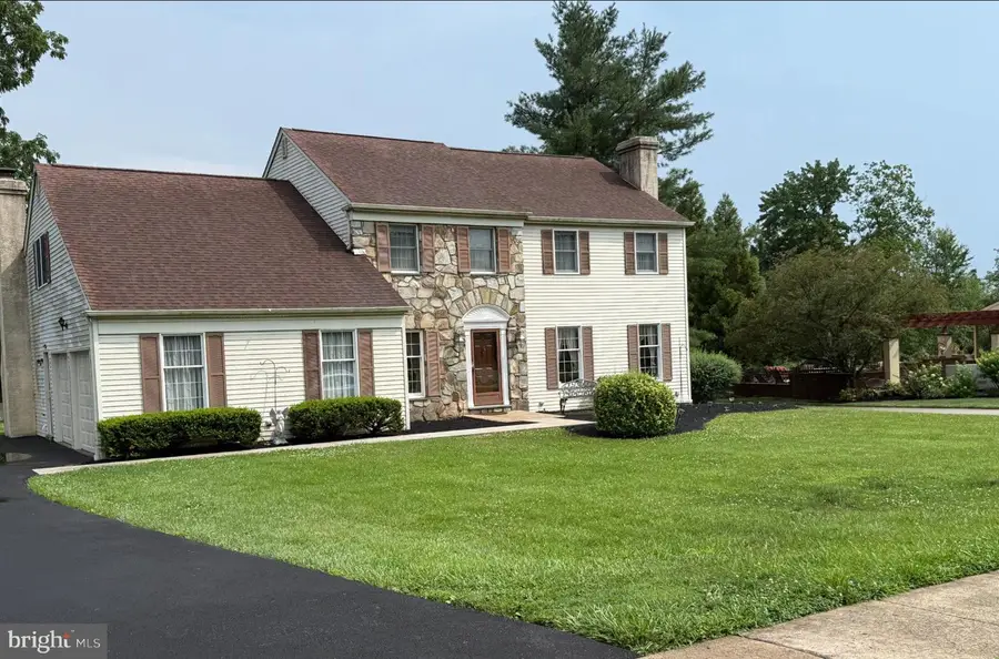 529 Faith Dr, Eagleville, PA 19403 - #2