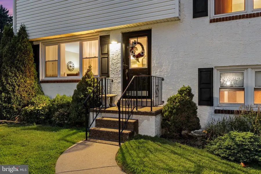 206 New Rd, Horsham, PA 19044 - #3
