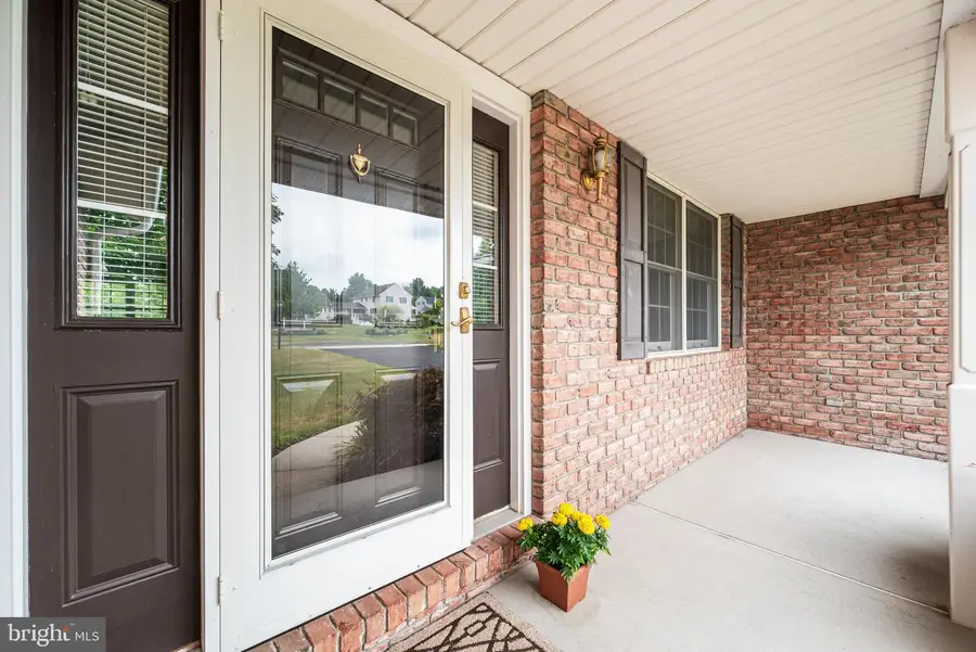 2426 Magnolia Dr, Gilbertsville, PA 19525 - #3