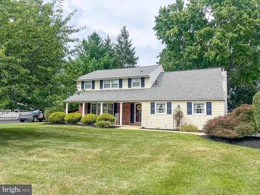 663 Serrill Dr, Hatboro, PA 19040 - #2