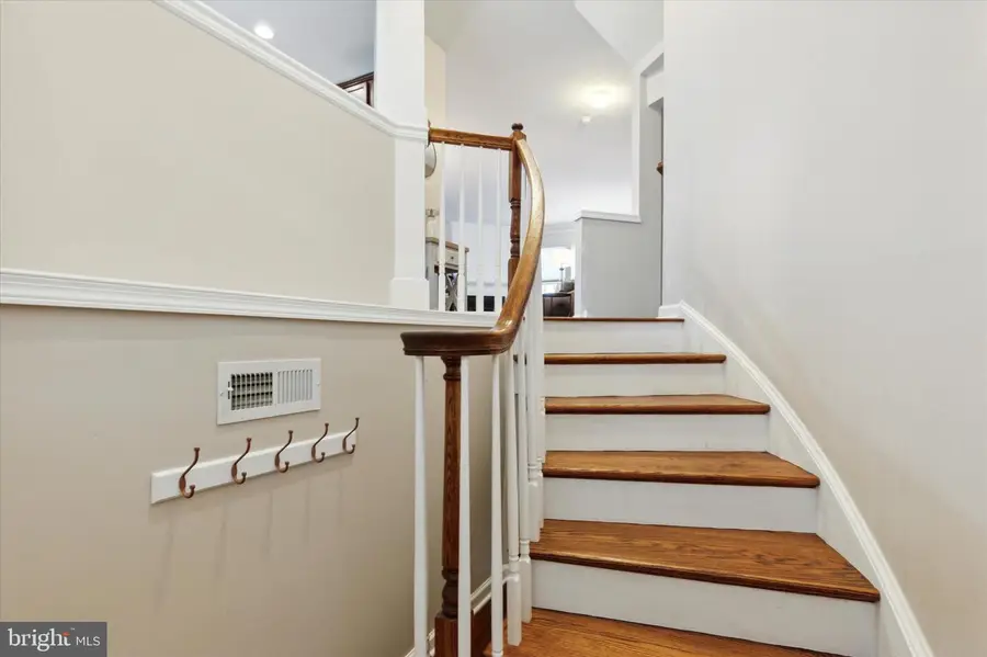 407 Ellison Dr, North Wales, PA 19454 - #2