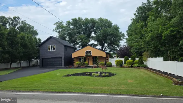 228 Bridge St, COLLEGEVILLE, PA 19426