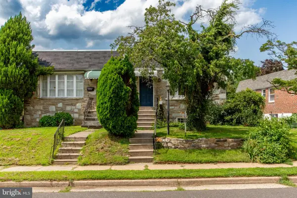 540 Wanamaker Rd, JENKINTOWN, PA 19046