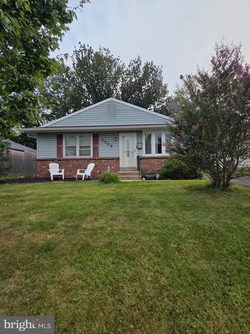 2908 Gohn Dr, Willow Grove, PA 19090 - #1