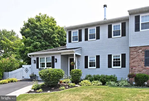 109 Macintosh Ln, NORTH WALES, PA 19454