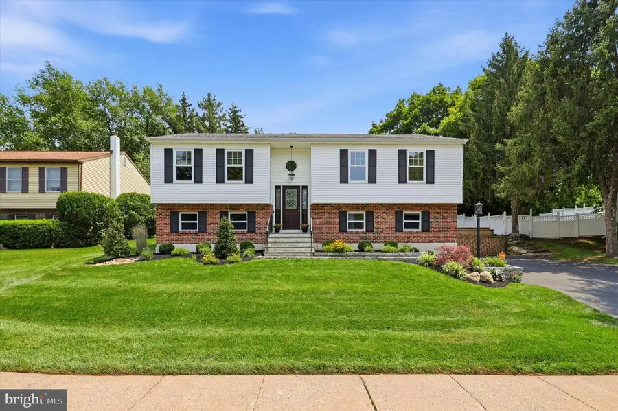 737 Vance Dr, Glenside, PA 19038 - #2
