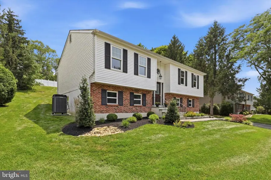 737 Vance Dr, Glenside, PA 19038 - #3