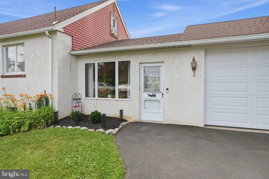 2601 Broadway Ave, Hatboro, PA 19040 - #3
