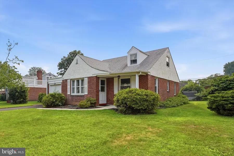 727 Cottage Rd, Glenside, PA 19038 - #2