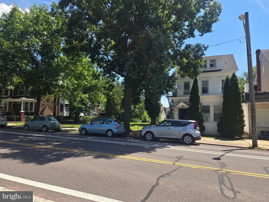 870 E High St, Pottstown, PA 19464 - #3
