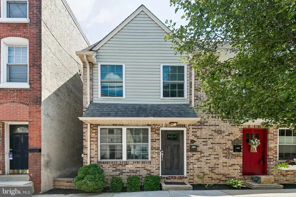 303 E Hector St, CONSHOHOCKEN, PA 19428