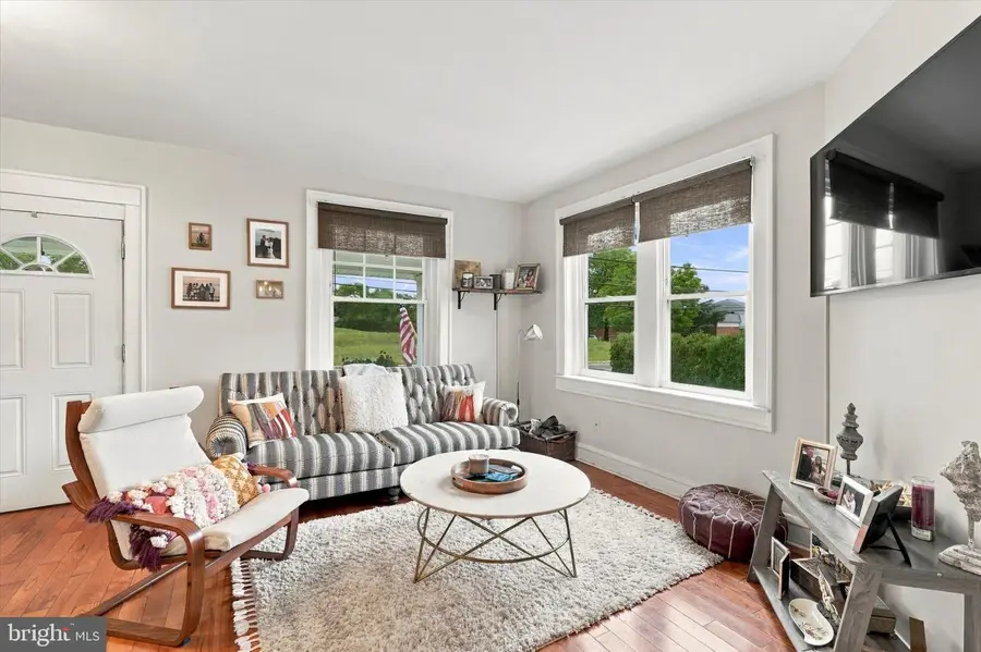 10 W Township Line Rd, Norristown, PA 19401 - #2
