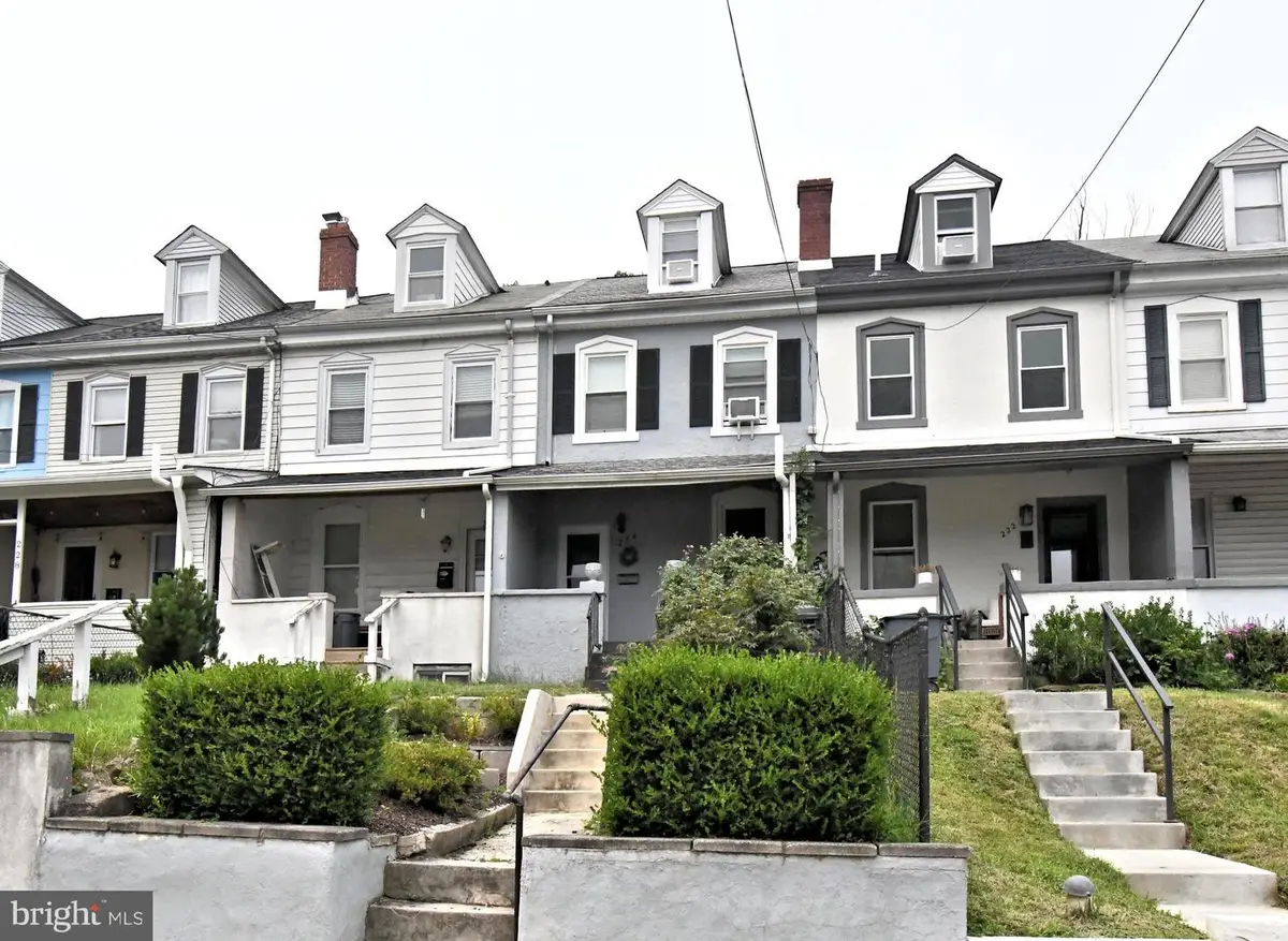 224 Brittmoir Ave, Conshohocken, PA 19428 - #1