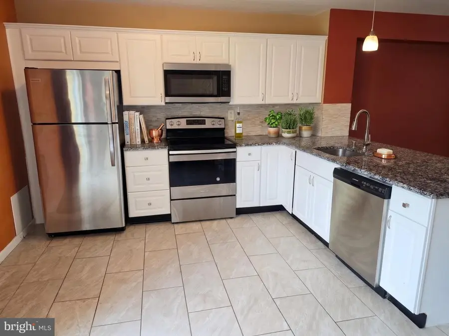 1803 Walnut Ridge Ests, Pottstown, PA 19464 - #2