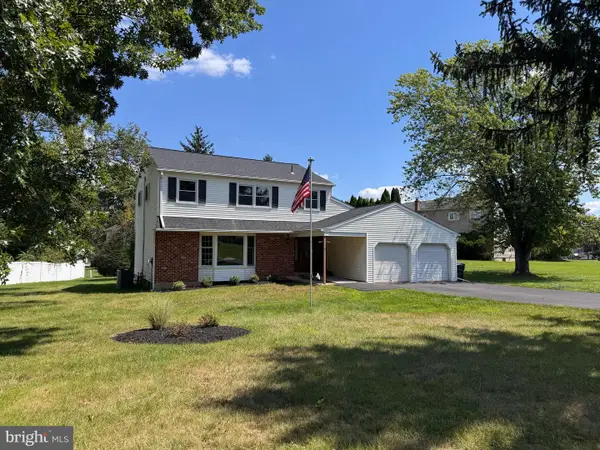 1045 Maykut Ave, COLLEGEVILLE, PA 19426