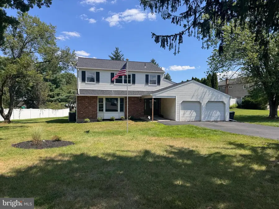 1045 Maykut Ave, Collegeville, PA 19426 - #2