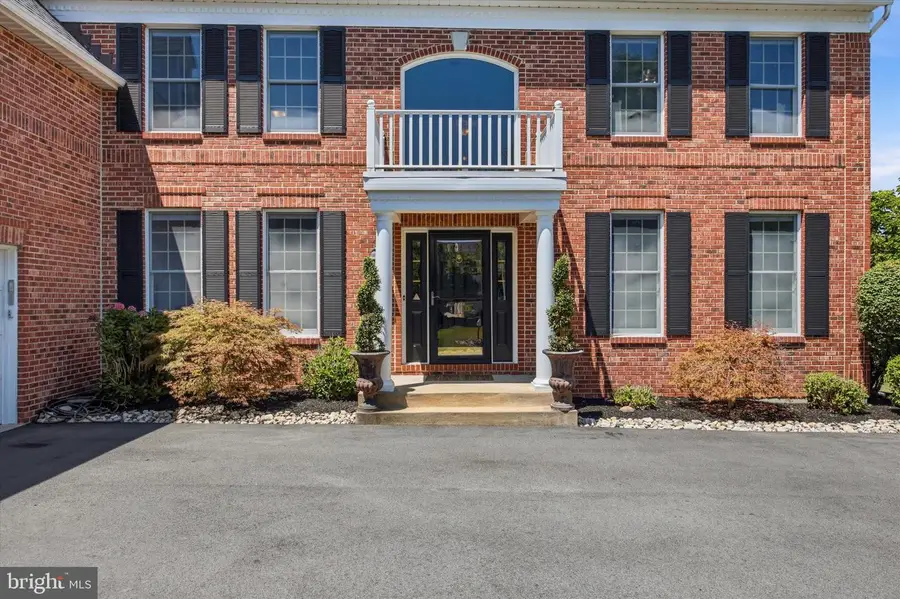 205 Hazeltine Cir, Blue Bell, PA 19422 - #3