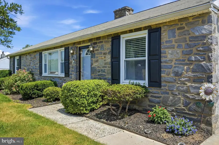 1813 Clinton Rd, West Norriton, PA 19403 - #2