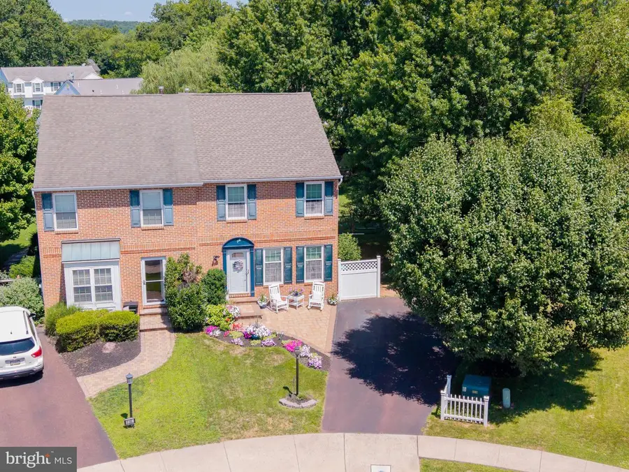 118 Abbey Ln, Telford, PA 18969 - #2