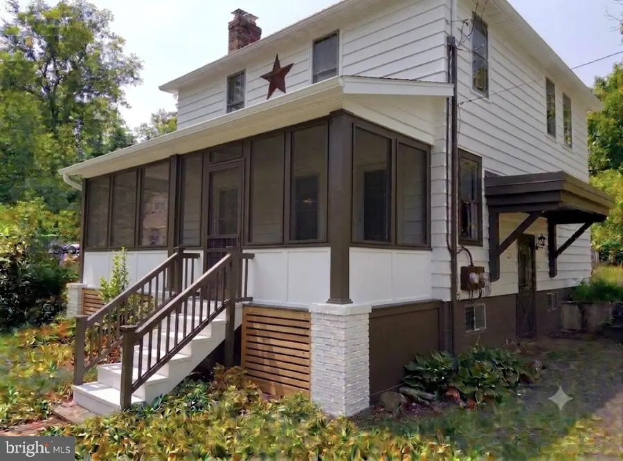 21 Perkiomen Ave, Spring Mount, PA 19478 - #2