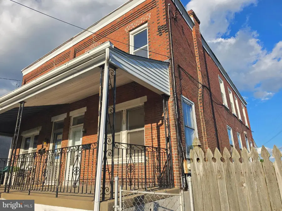 102 Chain St, Norristown, PA 19401 - #2