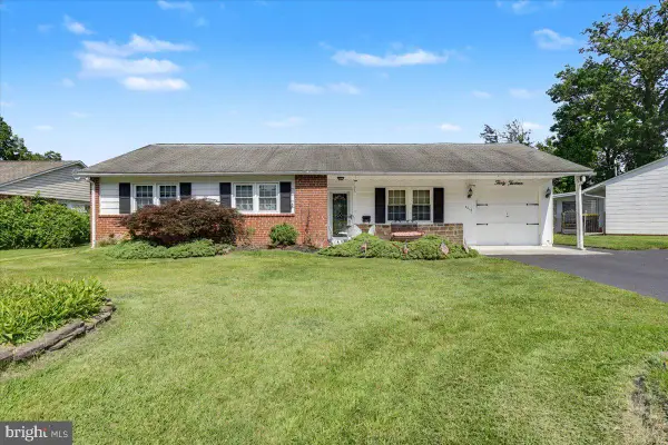 3013 Cottage Ln, EAST NORRITON, PA 19401