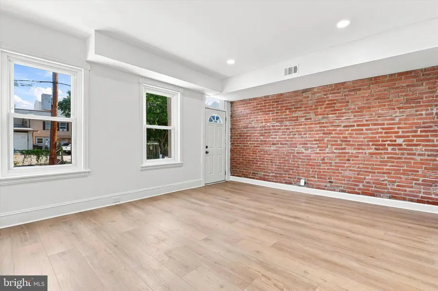 644 E Moore St, Norristown, PA 19401 - #2