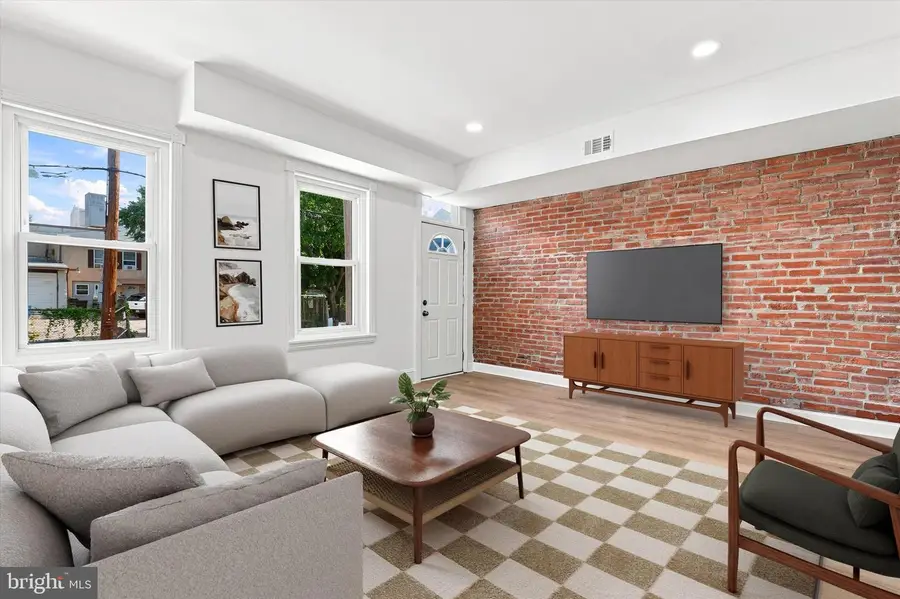 644 E Moore St, Norristown, PA 19401 - #3