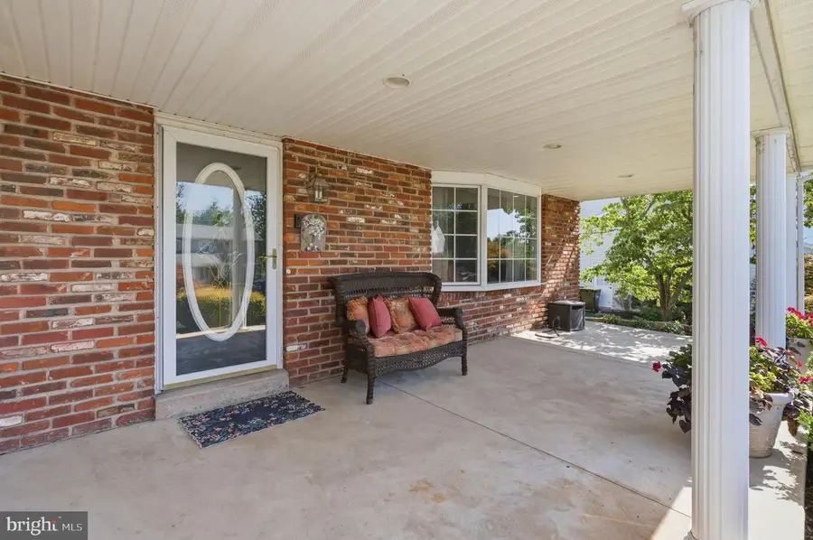2429 Oakland Dr, West Norriton, PA 19403 - #3