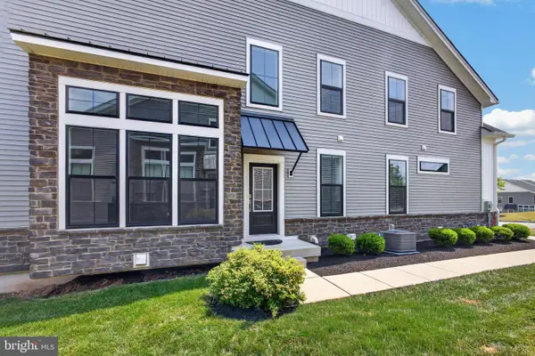 9 Umbrell Dr, EAGLEVILLE, PA 19403