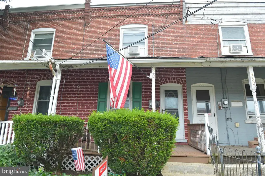 328 W Fifth St, Lansdale, PA 19446 - #2