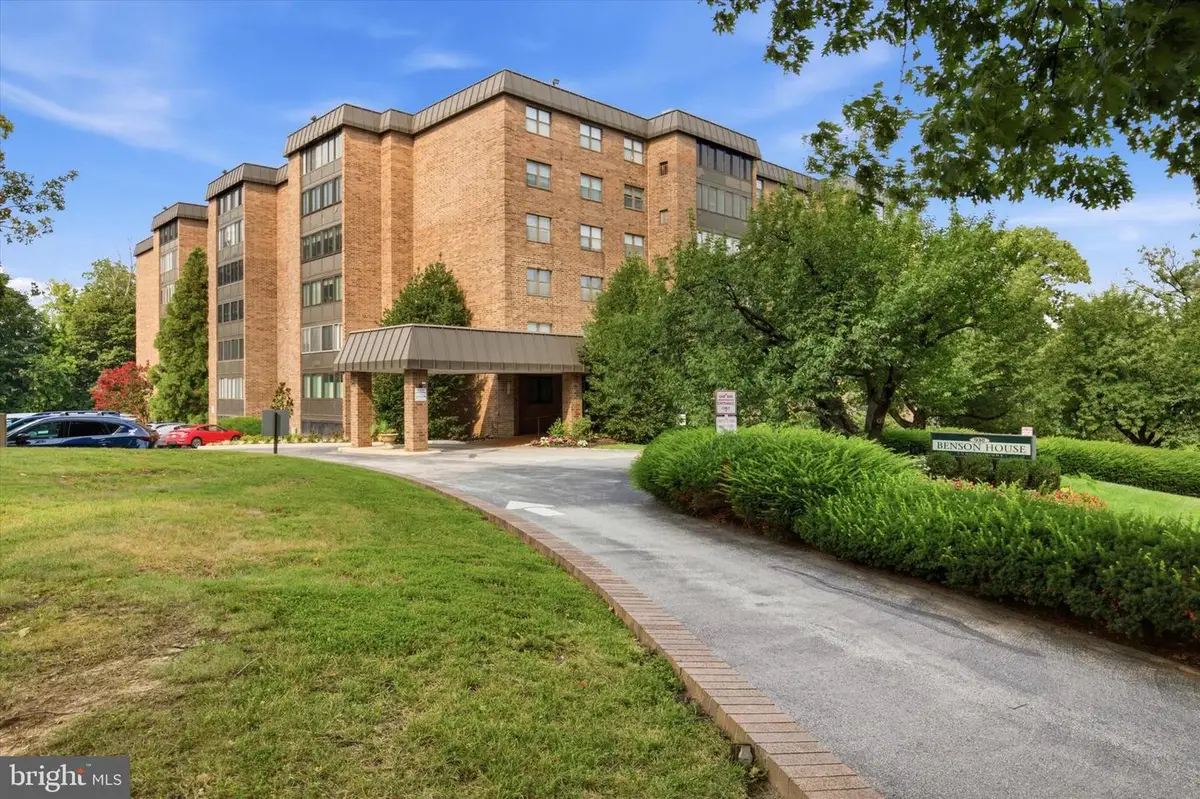 930 W Montgomery Ave #403, Bryn Mawr, PA 19010 - #1