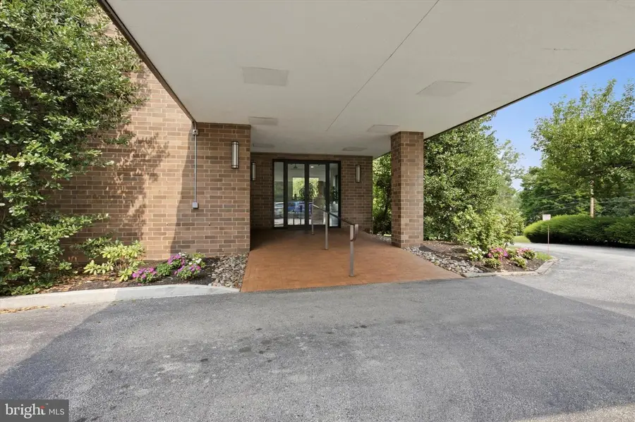 930 W Montgomery Ave #403, Bryn Mawr, PA 19010 - #3