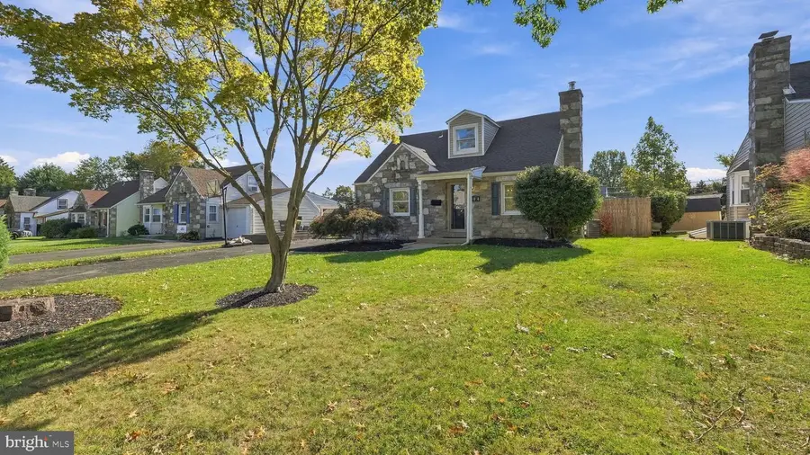404 Exton Rd, Hatboro, PA 19040 - #2