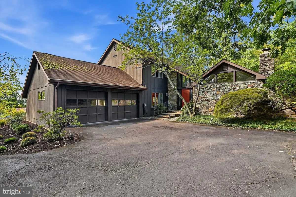 1725 N Adams St, Pottstown, PA 19464 - #1