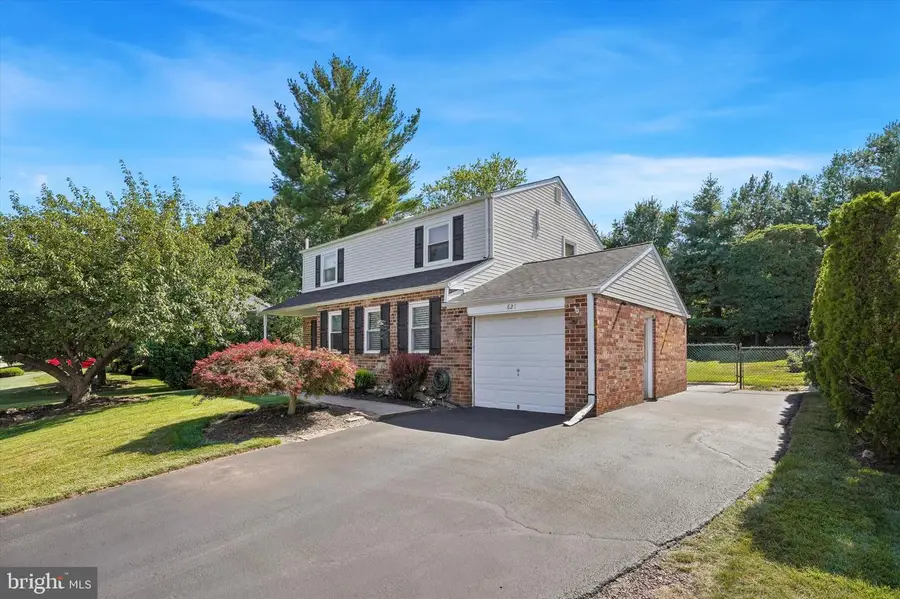621 Crestwyck Dr, King Of Prussia, PA 19406 - #2